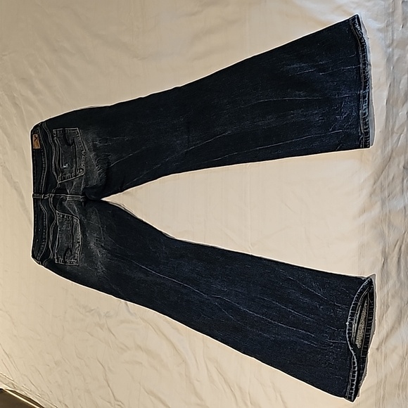 American eagle dark denim destroy kickboot jeans - Picture 6 of 7